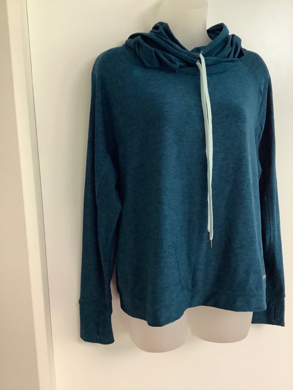 Teal hooded top MEDIUM
